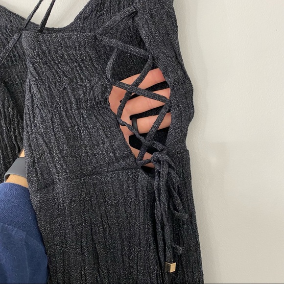 Line & Dot Strappy Linen Jumpsuit - Picture 15 of 15